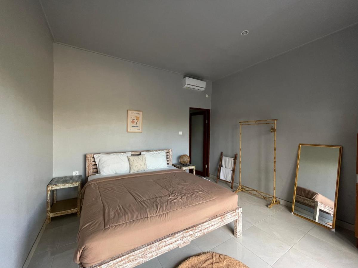 Tyana Private Room In Batu Bolong 26 Canggu Exterior foto